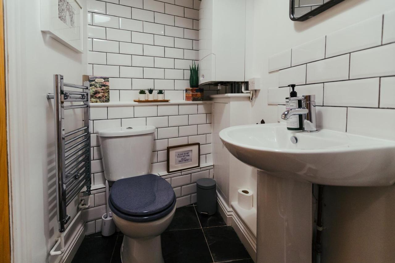 By The Way Apartment Great Malvern Bagian luar foto